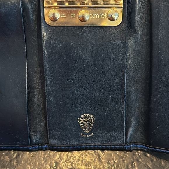 Vintage Gucci 6 key holder accessory navy blue with lotus floral print goldtone. - Picture 6 of 13
